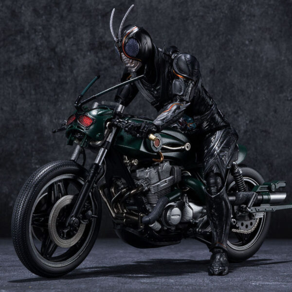萬代 魂限定 S.H.Figuarts 假面騎士 BLACK SUN 戰鬥蝗蟲(戰蝗號機車)