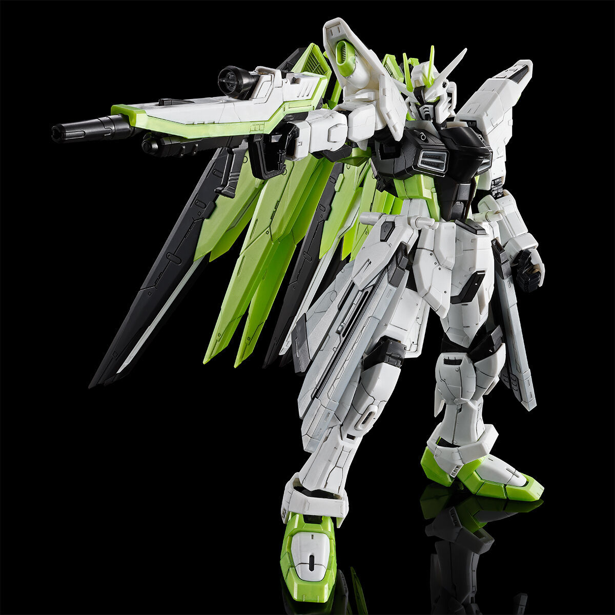 日版 萬代 RG 1/144《機動戰士鋼彈SEED》自由鋼彈 -APEX LEGENDS(TM) 暗碼士Ver.-:圖片 4