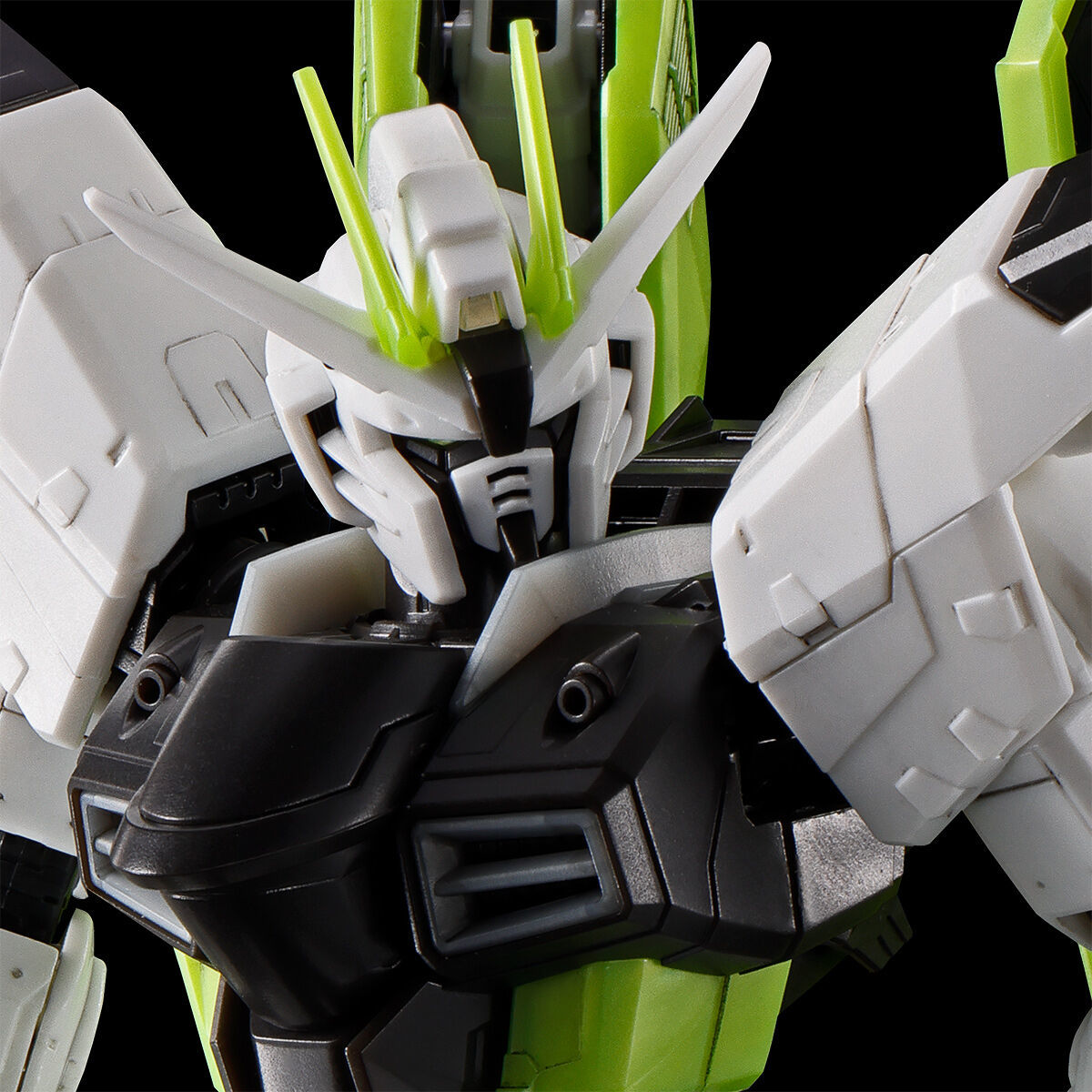 日版 萬代 RG 1/144《機動戰士鋼彈SEED》自由鋼彈 -APEX LEGENDS(TM) 暗碼士Ver.-